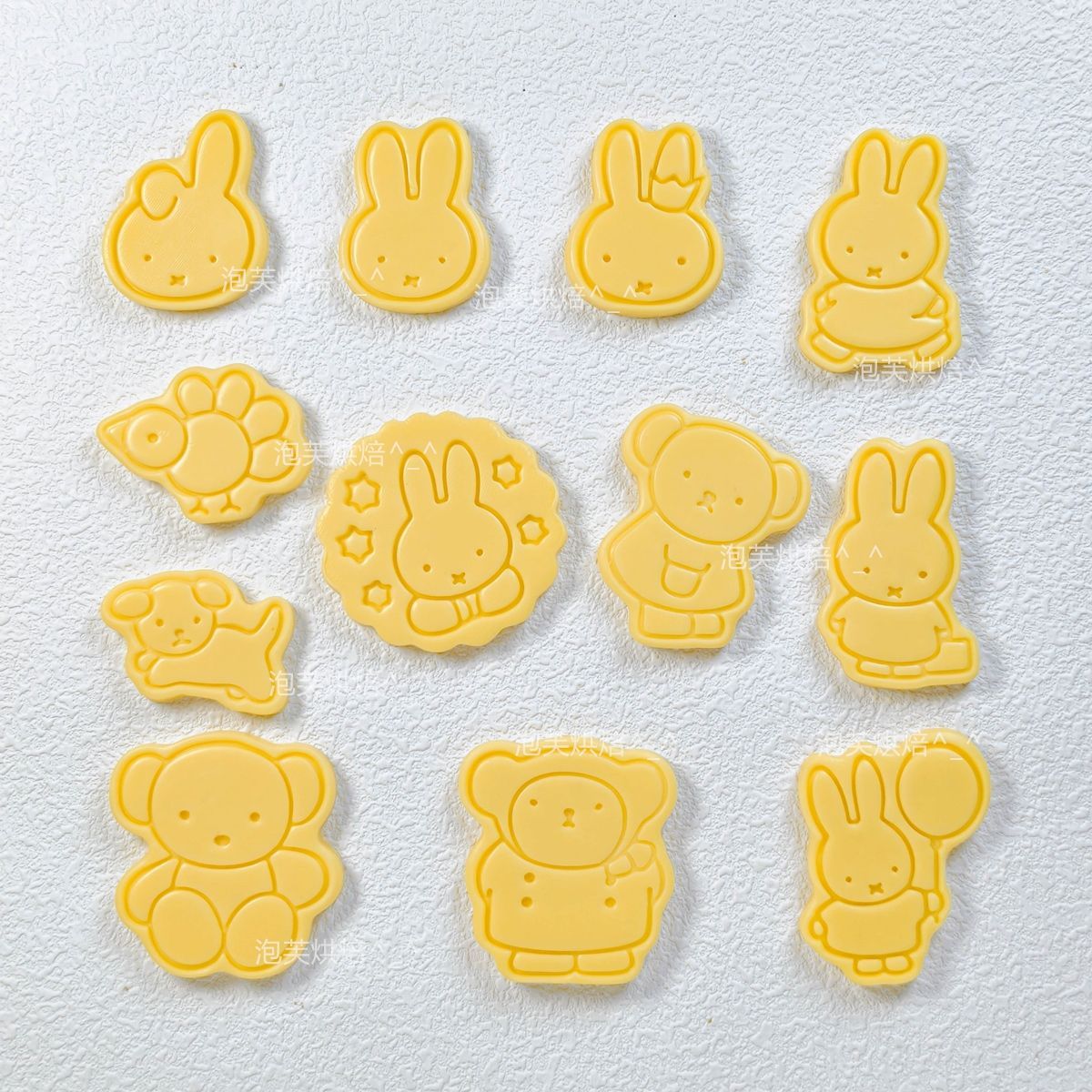 Cute 3D Press Cookie Mold with - Home Improvement Kids ulasan dan harga