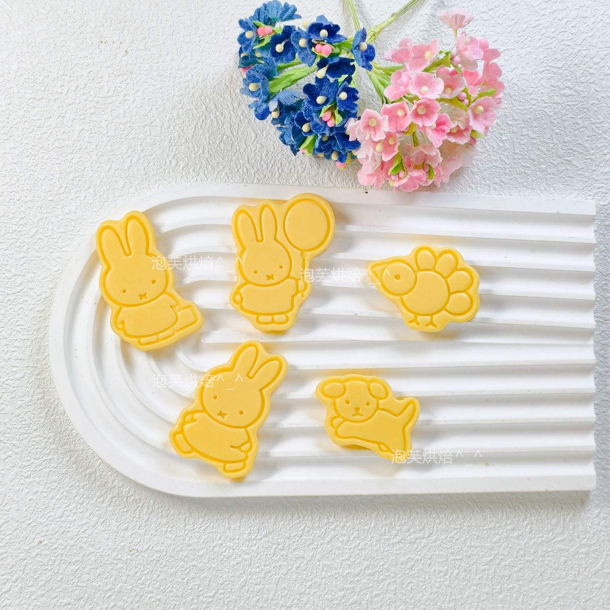 Cute 3D Press Cookie Mold with - Home Improvement Kids ulasan dan harga